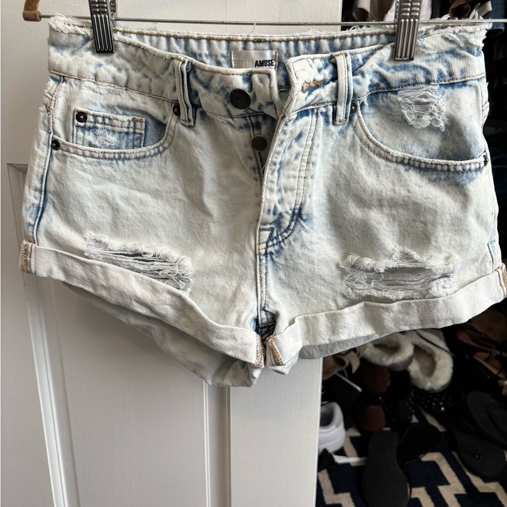 Amuse Society Women's Jean Shorts - Light Blue